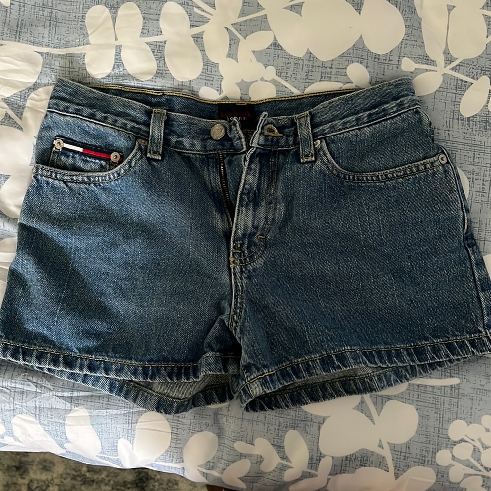 vintage tommy jean size 5 shorts